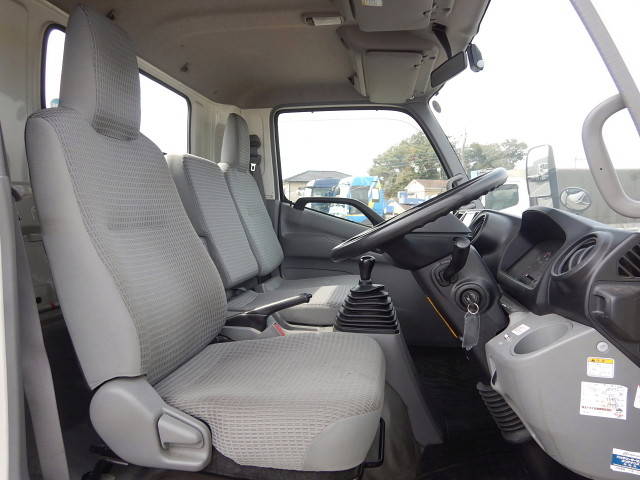 トヨタダイナキャリアカー小型（2t・3t）[写真18]