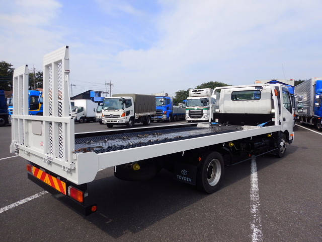 トヨタダイナキャリアカー小型（2t・3t）[写真02]