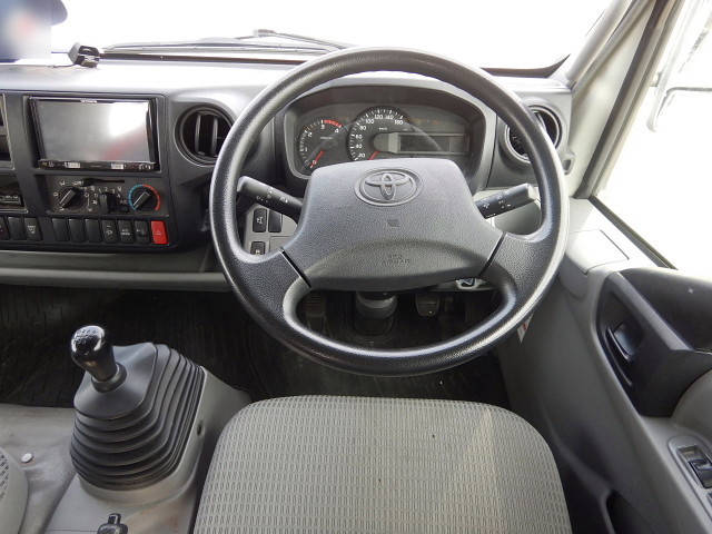 トヨタダイナキャリアカー小型（2t・3t）[写真20]