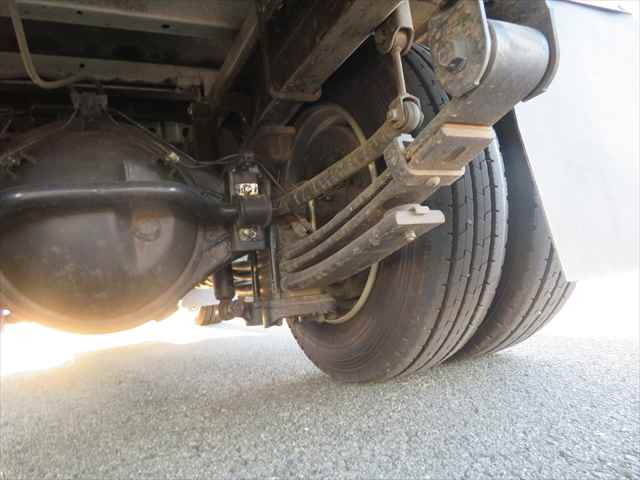 日野デュトロ平ボディ小型（2t・3t）[写真25]