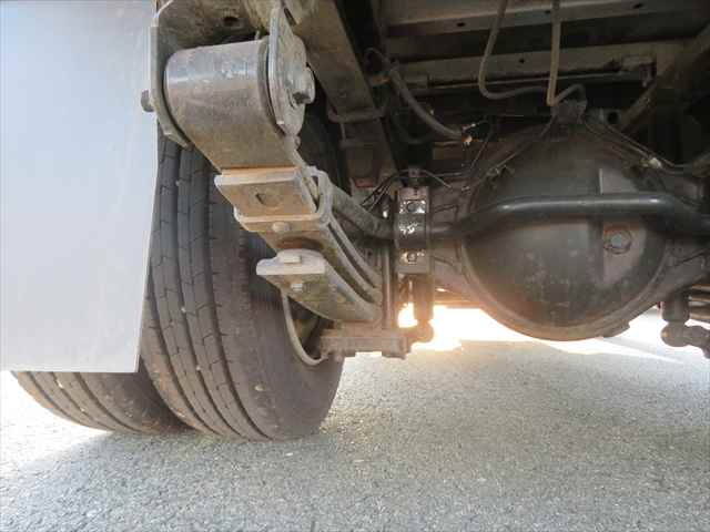 日野デュトロ平ボディ小型（2t・3t）[写真26]