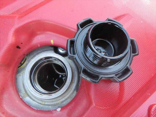 日野デュトロ平ボディ小型（2t・3t）[写真09]