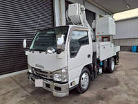 いすゞエルフ高所作業車小型（2t・3t）[写真04]