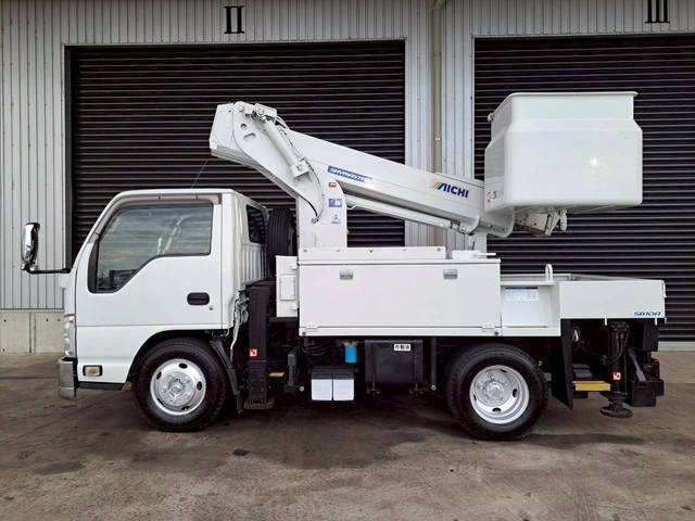 いすゞエルフ高所作業車小型（2t・3t）[写真05]