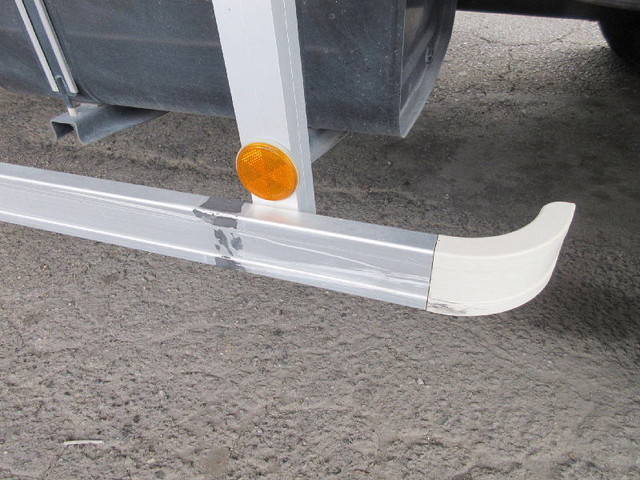 日野レンジャーアルミウイング中型（4t）[写真17]