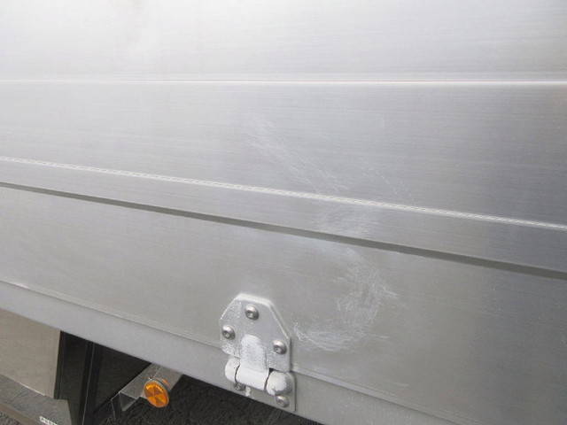 日野レンジャーアルミウイング中型（4t）[写真19]