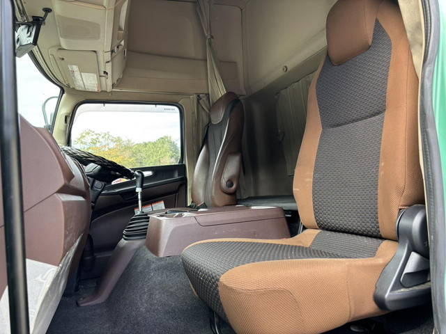 日野レンジャーアルミウイング中型（4t）[写真29]