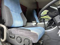 UDトラックスクオン深ダンプ（土砂禁ダンプ）大型（10t）[写真30]