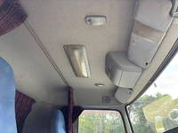 UDトラックスクオン深ダンプ（土砂禁ダンプ）大型（10t）[写真31]