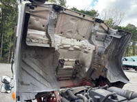 UDトラックスクオン深ダンプ（土砂禁ダンプ）大型（10t）[写真39]