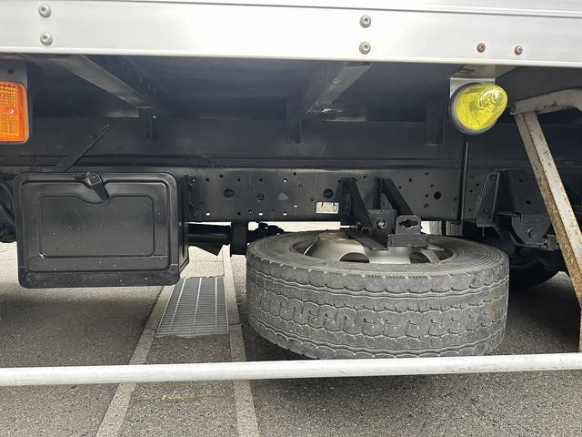 日野デュトロアルミバン小型（2t・3t）[写真26]