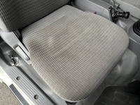 日野デュトロアルミバン小型（2t・3t）[写真30]