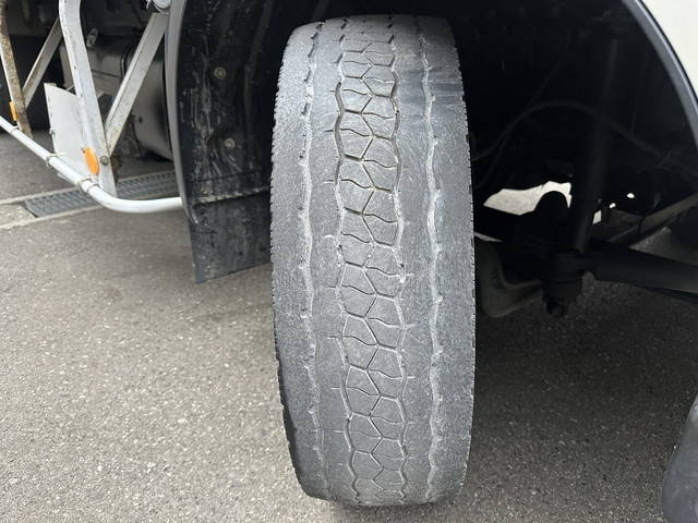 日野デュトロアルミバン小型（2t・3t）[写真09]