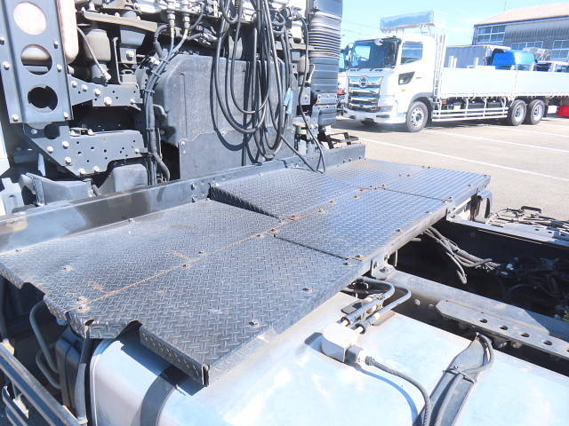 三菱ふそうスーパーグレートトレーラーヘッド（トラクターヘッド）大型（10t）[写真22]