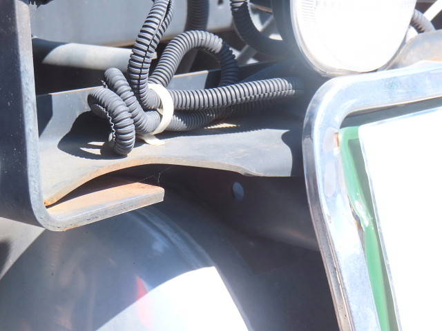 三菱ふそうスーパーグレートトレーラーヘッド（トラクターヘッド）大型（10t）[写真27]