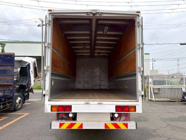 三菱ふそうファイターアルミウイング増トン（6t・8t）[写真05]