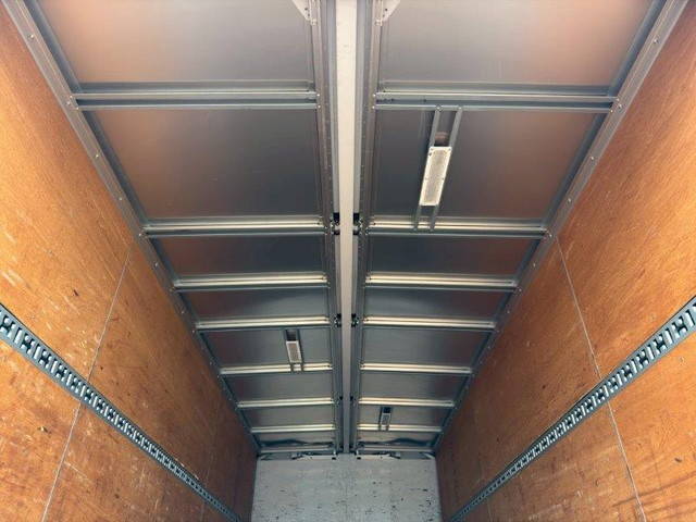 三菱ふそうファイターアルミウイング増トン（6t・8t）[写真07]