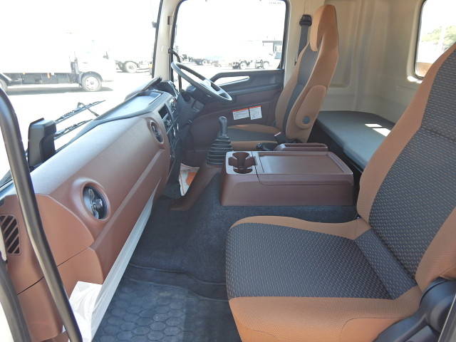 日野レンジャーアルミブロック増トン（6t・8t）[写真20]