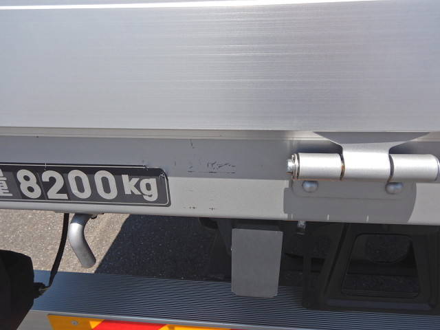 日野レンジャーアルミブロック増トン（6t・8t）[写真25]