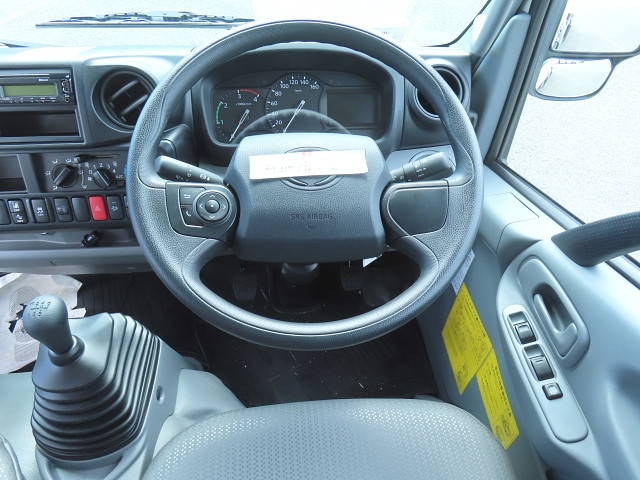 日野デュトロタンク車（タンクローリー）小型（2t・3t）[写真16]