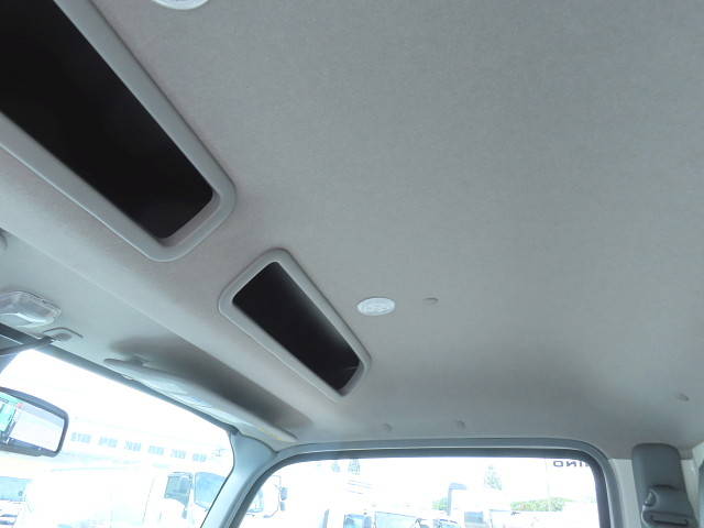 日野デュトロタンク車（タンクローリー）小型（2t・3t）[写真17]