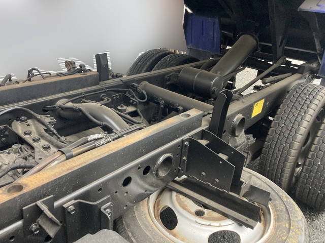 三菱ふそうキャンターダンプ小型（2t・3t）[写真17]