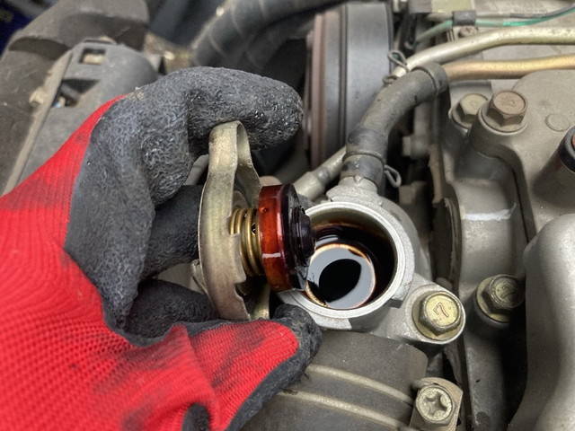 三菱ふそうキャンターダンプ小型（2t・3t）[写真22]