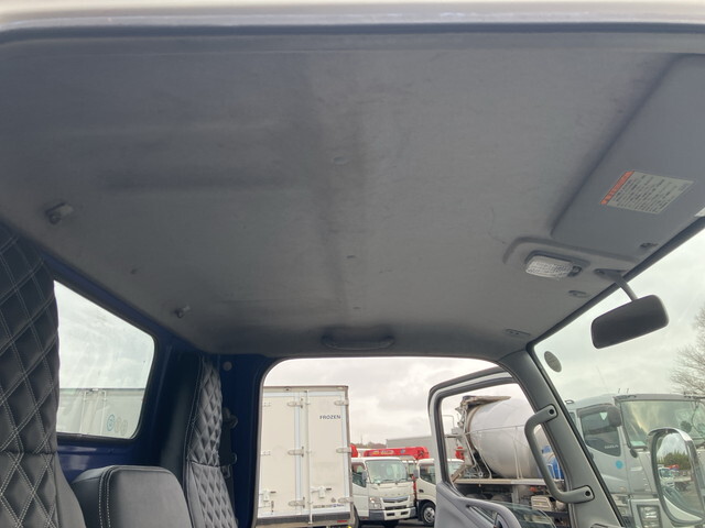 三菱ふそうキャンターダンプ小型（2t・3t）[写真27]