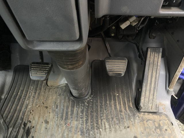 三菱ふそうキャンターダンプ小型（2t・3t）[写真33]