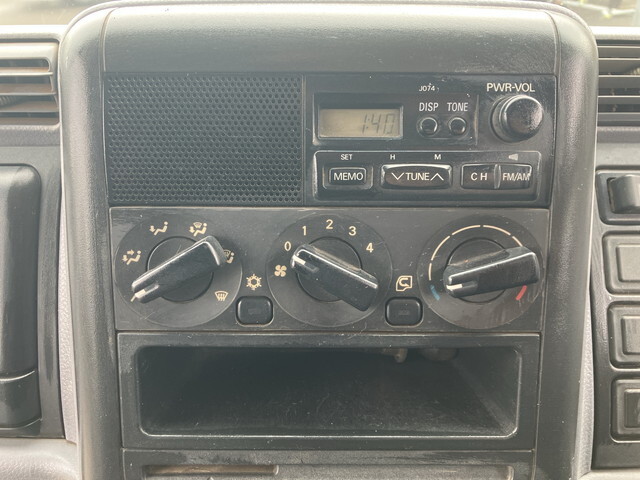 三菱ふそうキャンターダンプ小型（2t・3t）[写真33]