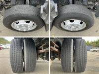 三菱ふそうキャンター平ボディ小型（2t・3t）[写真17]