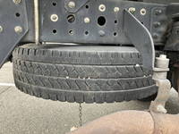 三菱ふそうキャンター平ボディ小型（2t・3t）[写真18]