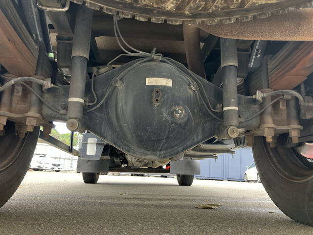 三菱ふそうキャンター平ボディ小型（2t・3t）[写真26]