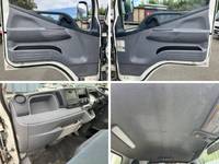 三菱ふそうキャンター平ボディ小型（2t・3t）[写真31]