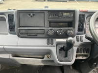 三菱ふそうキャンター平ボディ小型（2t・3t）[写真37]