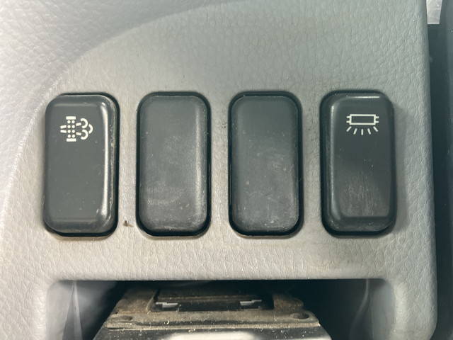 三菱ふそうキャンター平ボディ小型（2t・3t）[写真37]