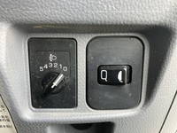 三菱ふそうキャンター平ボディ小型（2t・3t）[写真40]