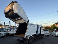 UDトラックスコンドルパッカー車（塵芥車）小型（2t・3t）[写真17]