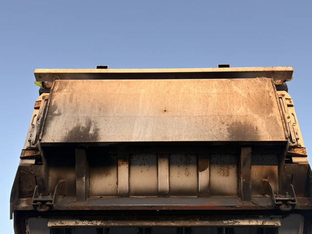 UDトラックスコンドルパッカー車（塵芥車）小型（2t・3t）[写真21]