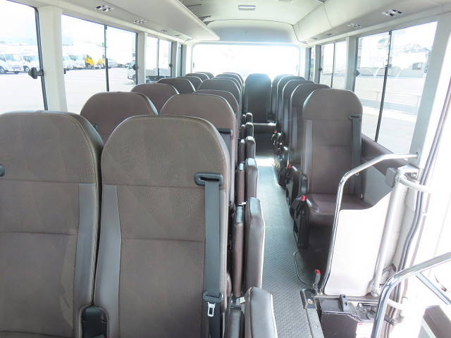 トヨタその他の車種バス[写真19]