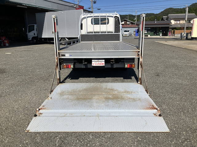 いすゞエルフ平ボディ小型（2t・3t）[写真12]