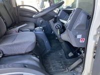 いすゞエルフ平ボディ小型（2t・3t）[写真32]