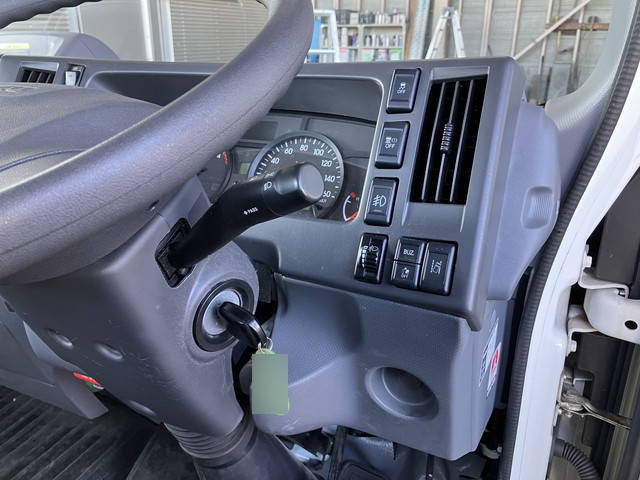 いすゞエルフ平ボディ小型（2t・3t）[写真38]