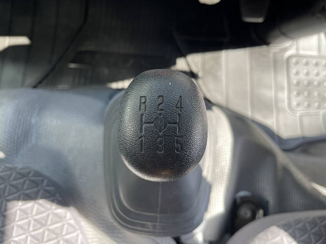 日産アトラス平ボディ小型（2t・3t）[写真18]