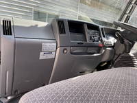 日産アトラス平ボディ小型（2t・3t）[写真21]