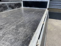 日産アトラス平ボディ小型（2t・3t）[写真06]