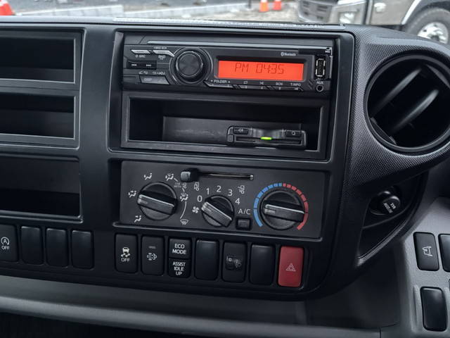 日野デュトロ平ボディ小型（2t・3t）[写真17]