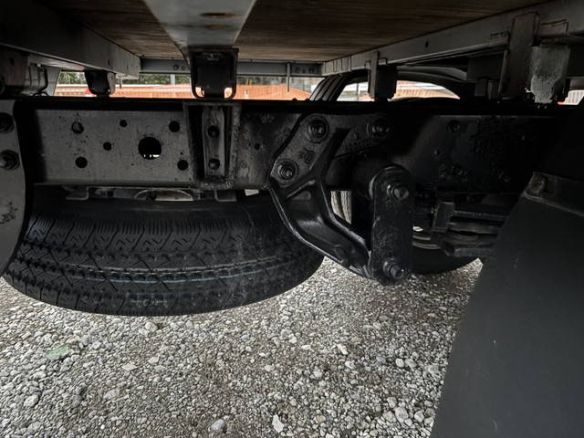 日野デュトロ平ボディ小型（2t・3t）[写真29]