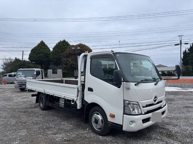 日野デュトロ平ボディ小型（2t・3t）[写真03]