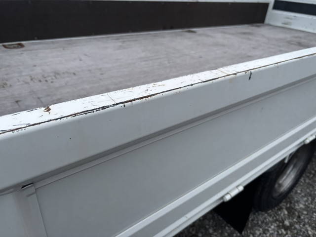 日野デュトロ平ボディ小型（2t・3t）[写真37]